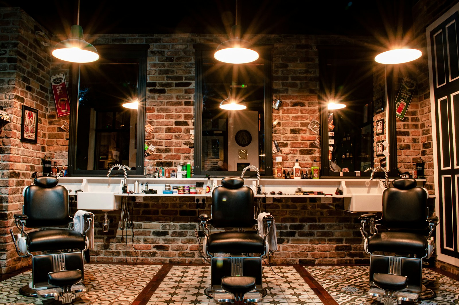 Интерьер и инструмент